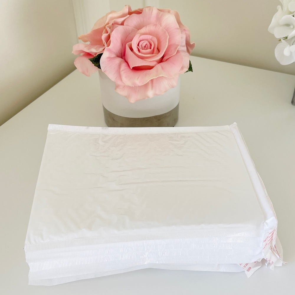 12 PCS Waterproof Poly Bubble Mailer